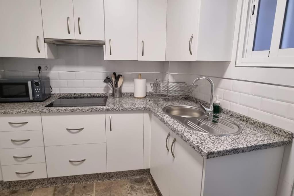 Piso Puerta Del Angel Apartment Jaen Ngoại thất bức ảnh