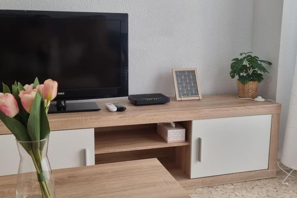 Piso Puerta Del Angel Apartment Jaen Ngoại thất bức ảnh