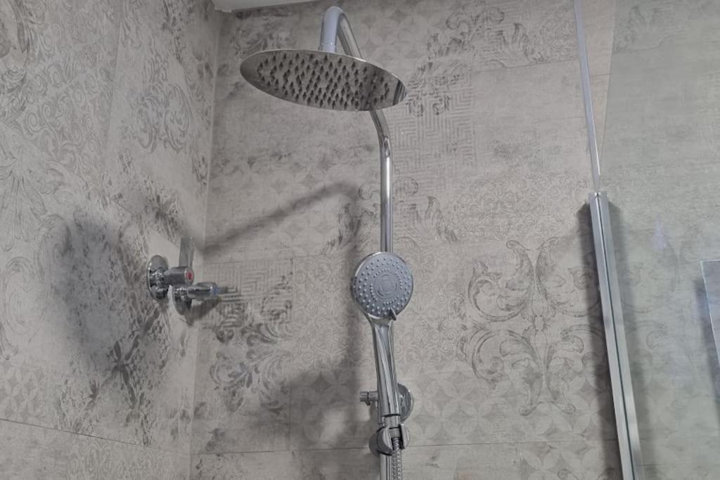 Piso Puerta Del Angel Apartment Jaen Ngoại thất bức ảnh